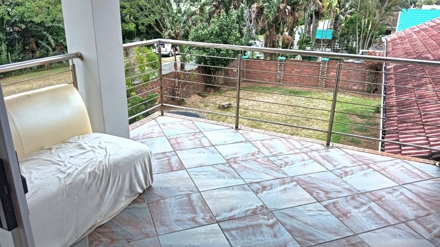 5 Bedroom Property for Sale in Gonubie Eastern Cape